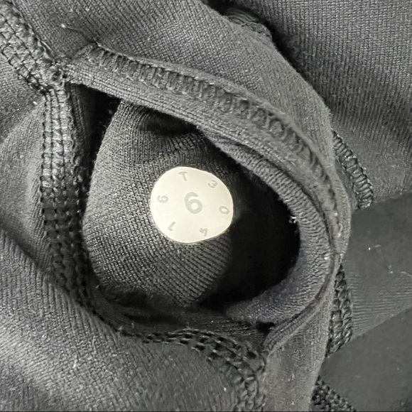 Lululemon limited edition mesh inserts Wunder under leggings - Picture 10 of 10